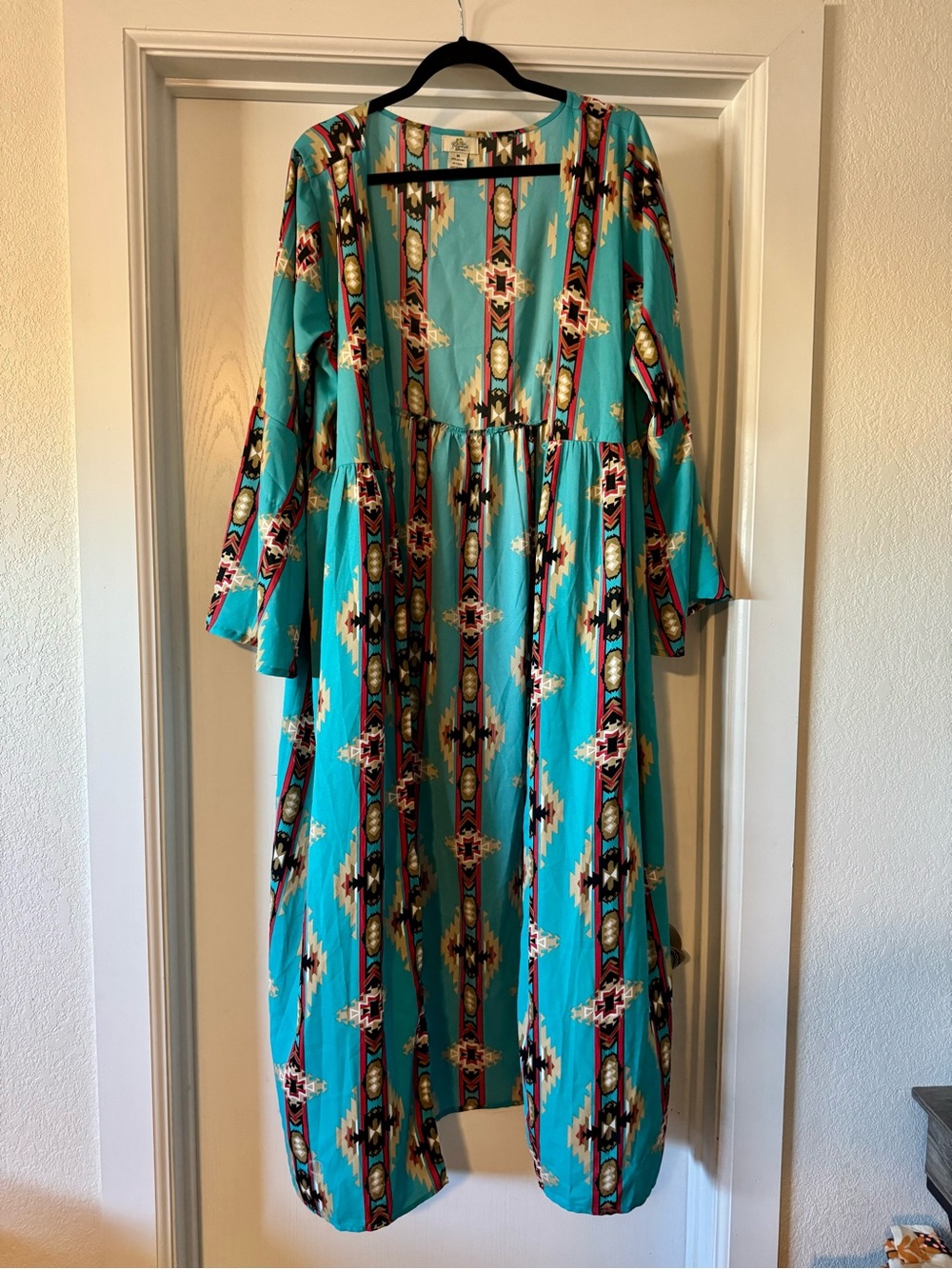 Turquoise Aztec-Pattern Women's Maxi Dress
